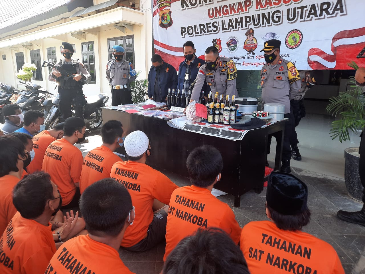 Dua Pekan Gelar Ops Cempaka Krakatau 2021, Polres Lampung Utara Berhasil Ungkap 50 Kasus Kejahatan Dengan Mengamankan Pelaku 52 Orang 