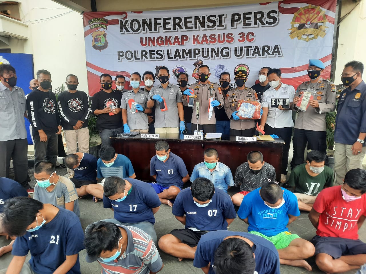 Jelang Hari Bhayangkara Ke 75, Polres Lampung Utara Amankan 22 Pelaku Kejahatan