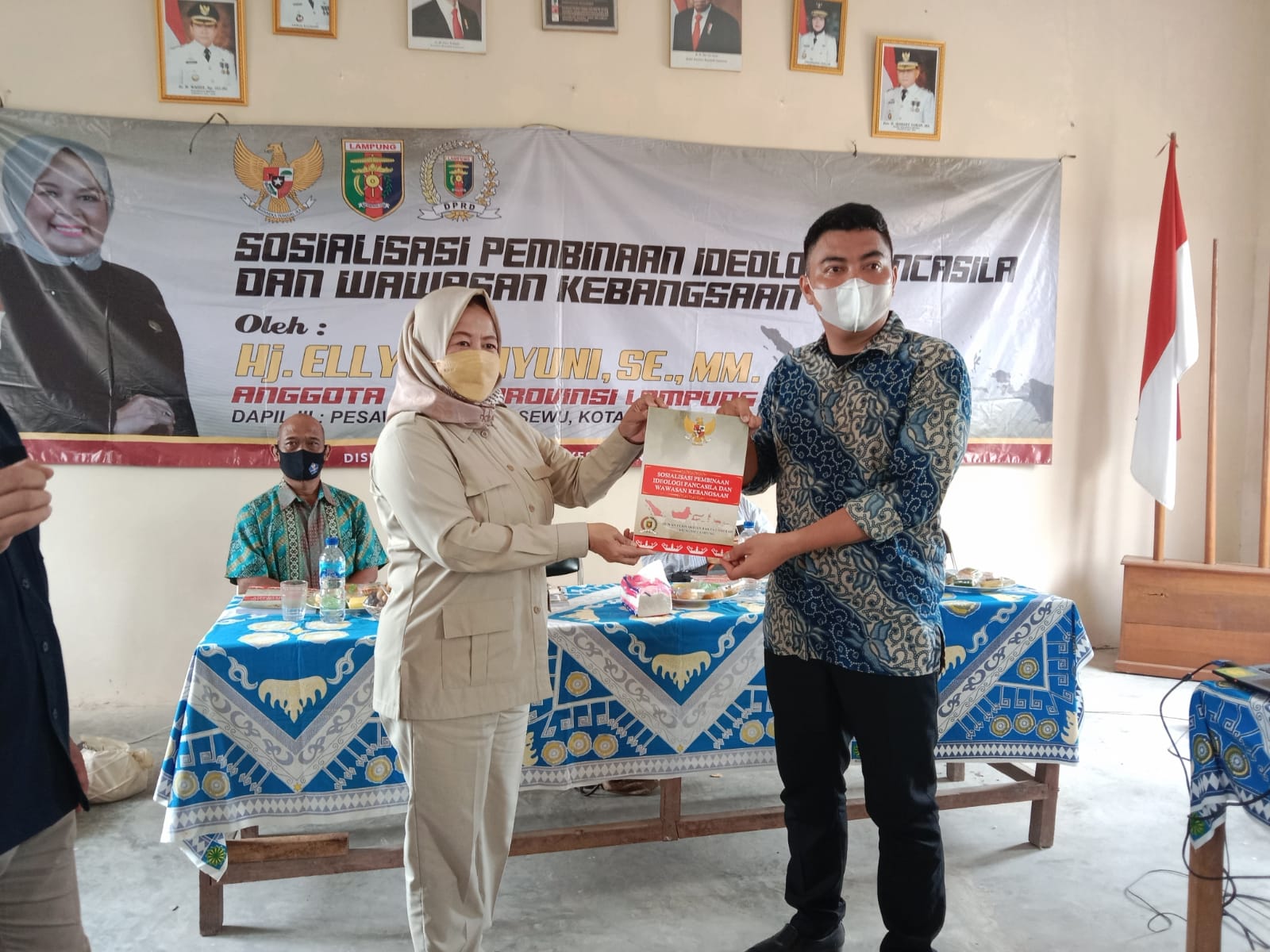 Wakil Ketua I Fraksi Gerindra Prov Lampung Hj.Elly Wahyuni bersama Ketua GenPI Lampung Gelar Reses Dewan di Metro Timur