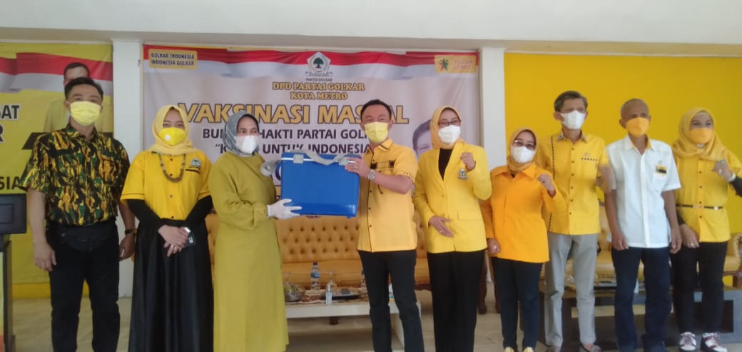 DPD Partai Golkar Kota Metro Melaksanakan Vaksinasi Massal Tahap Pertama