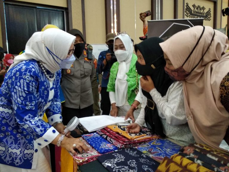 Pemkot Metro Sambut Kedatangan Kunjungan Kerja Ketua TP PKK Provinsi Lampung Riana Sari Arinal