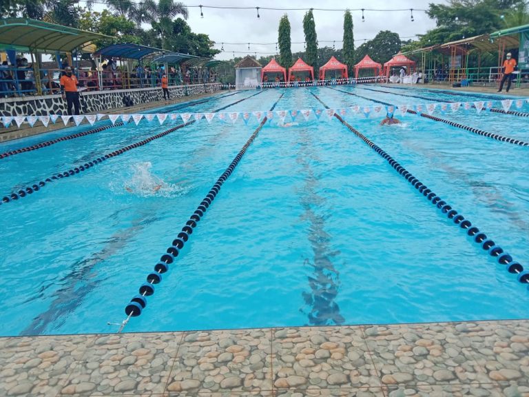 Kadis Porapar Kota Metro Membuka Kejuaraan Renang Dam Raman Championship 1 Tahun 2022